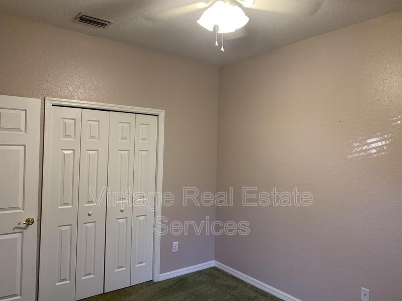 10724 Banfield Dr property image