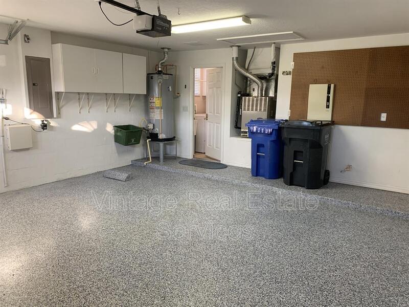 10724 Banfield Dr property image