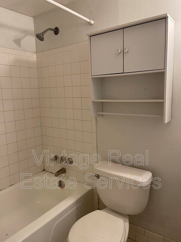 1303 83rd Ave N #D property image