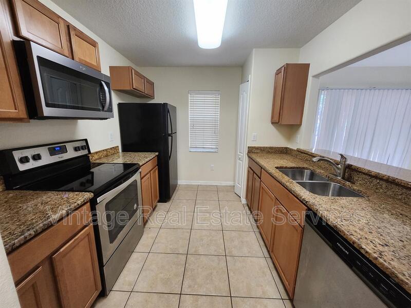 10932 Keys Gate property image