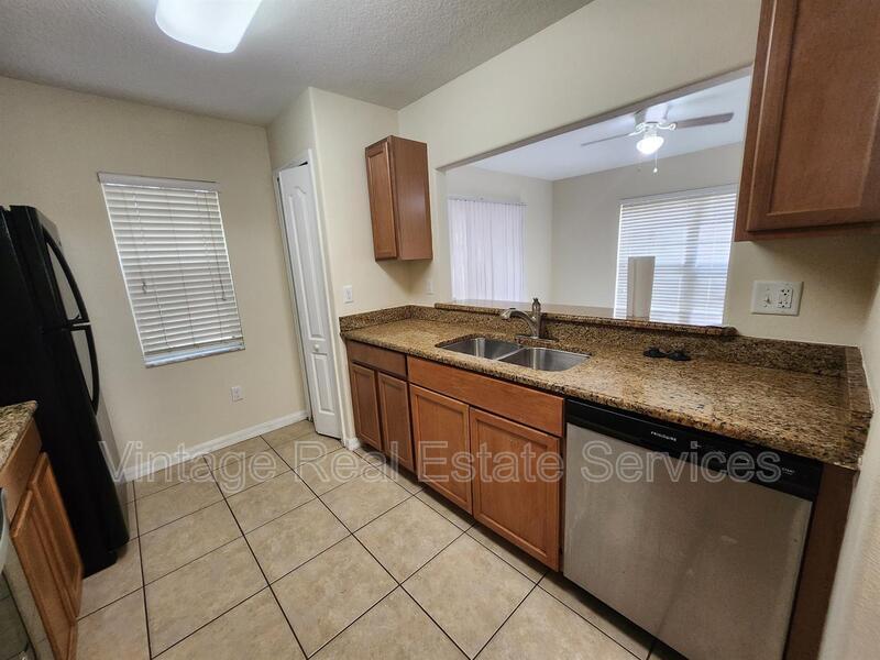 10932 Keys Gate property image