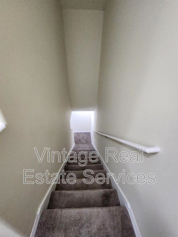 10932 Keys Gate property image