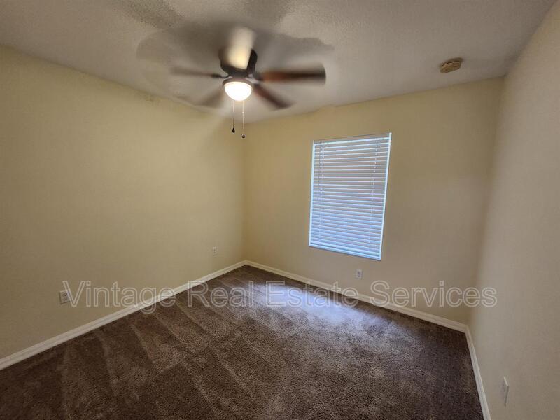 10932 Keys Gate property image