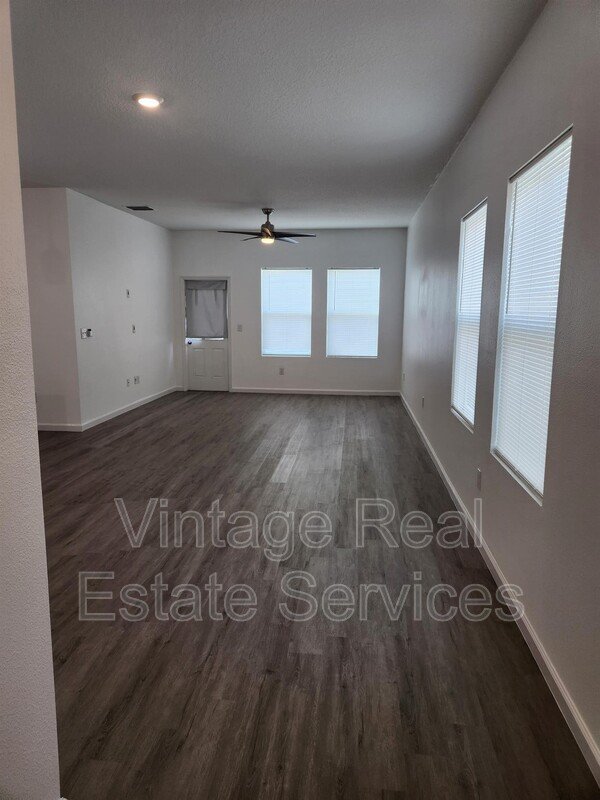2340 Harris Hawk Ave property image