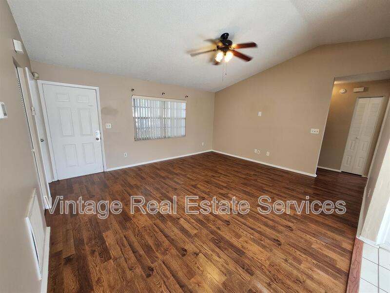 905 Old Field Drive property image