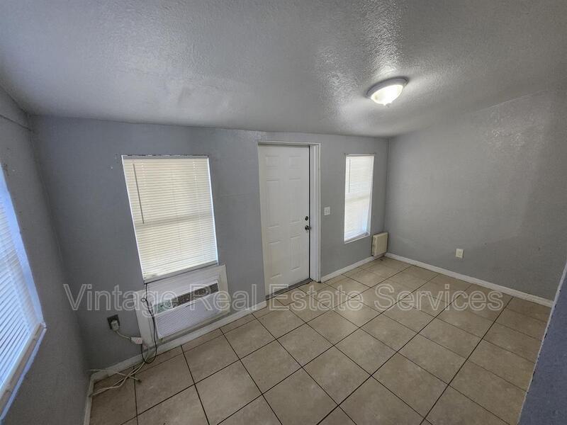 4611 N Hubert Ave #3 property image