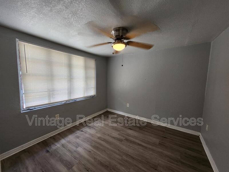 4611 N Hubert Ave #3 property image