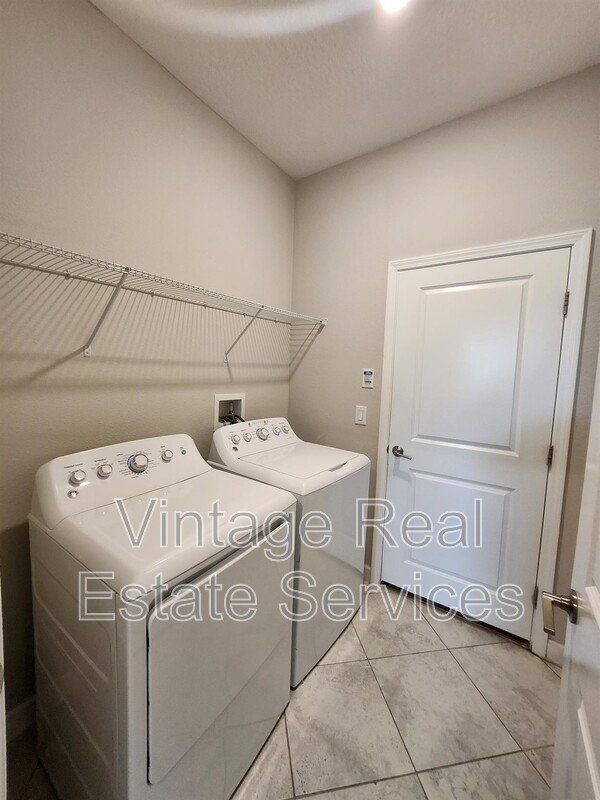 25188 Lambrusco Loop property image