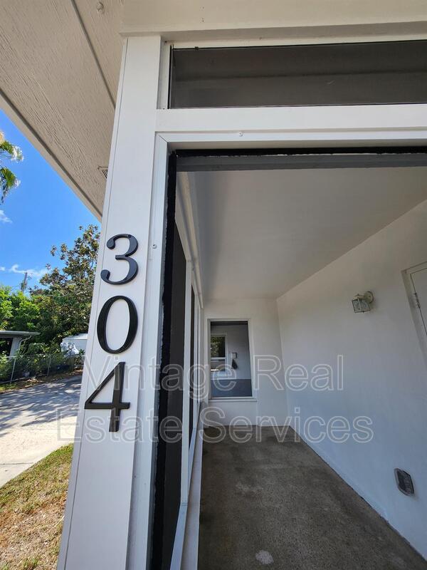 304 S Mercury Ave property image