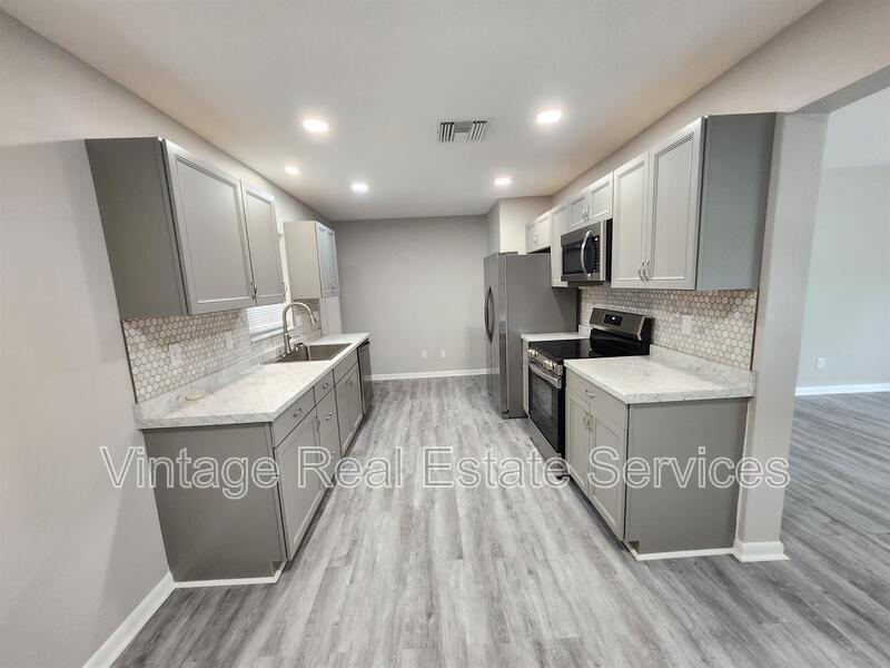 304 S Mercury Ave property image