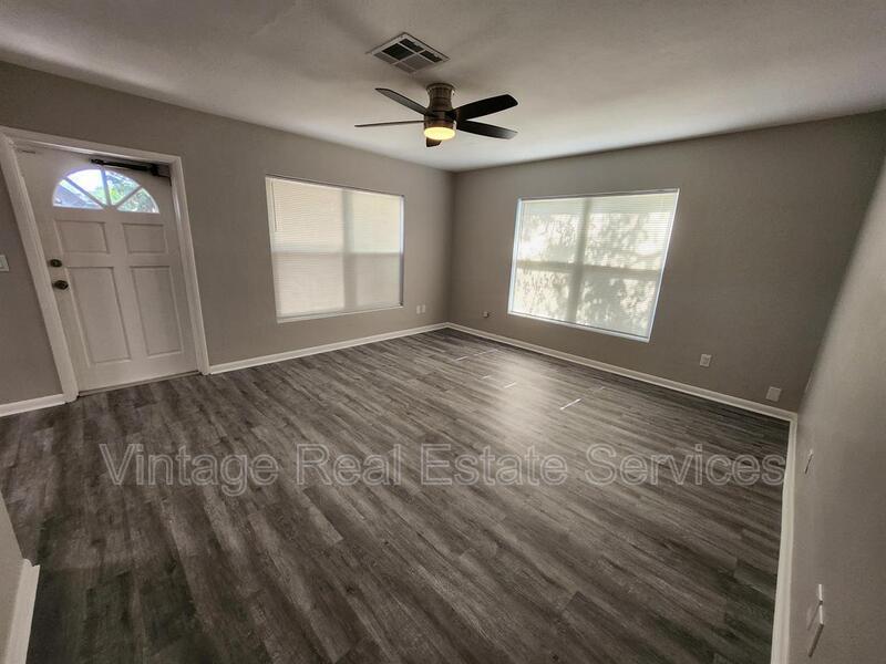 306 S Mercury Ave property image