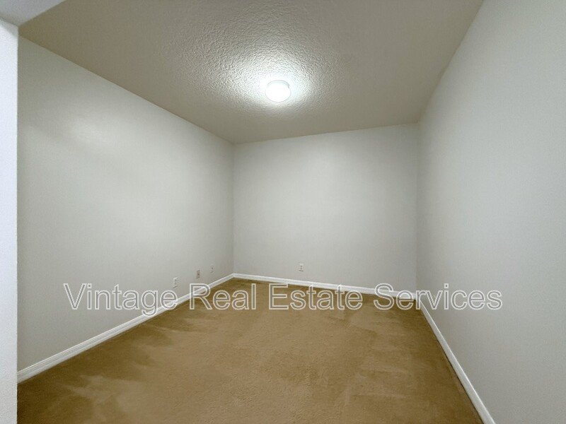 254 Castlekeeper Pl property image