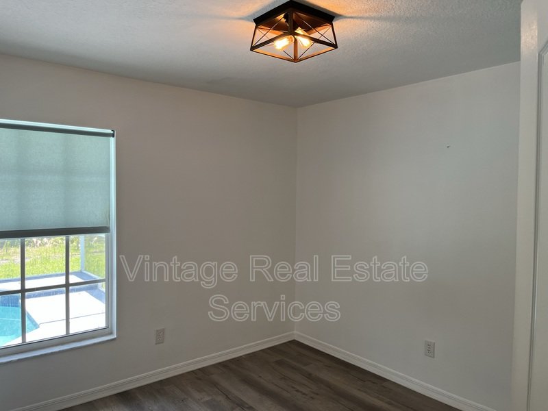 9411 Willow Cove Ct property image