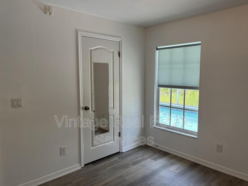 9411 Willow Cove Ct property image