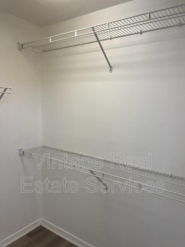 9411 Willow Cove Ct property image