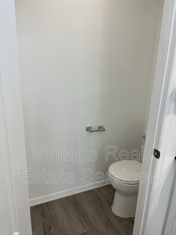 9411 Willow Cove Ct property image