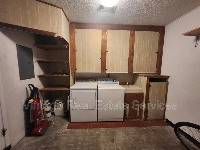 2842 Highlands Blvd #A property image
