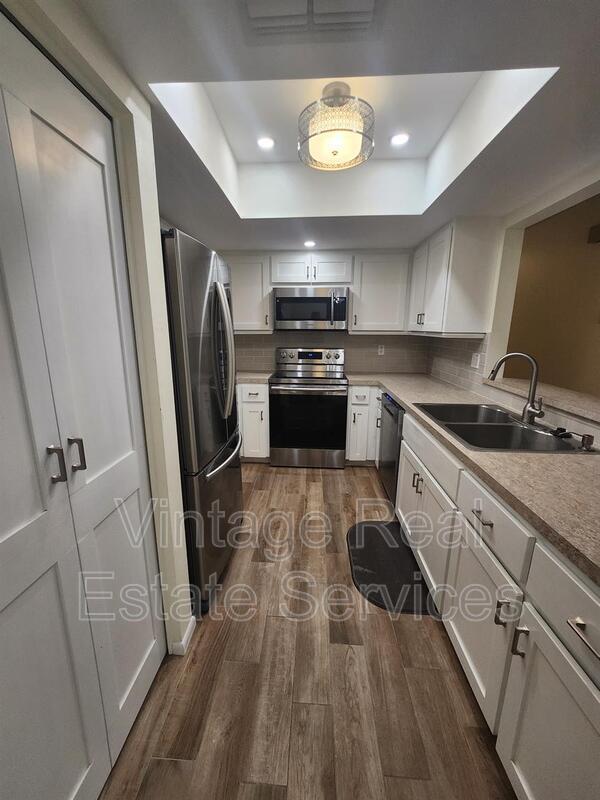 2842 Highlands Blvd #A property image