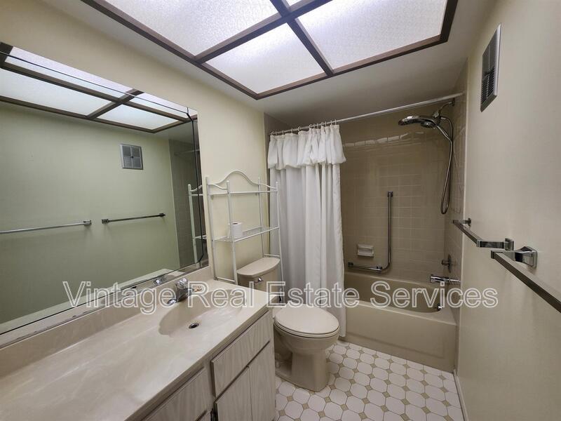 2842 Highlands Blvd #A property image