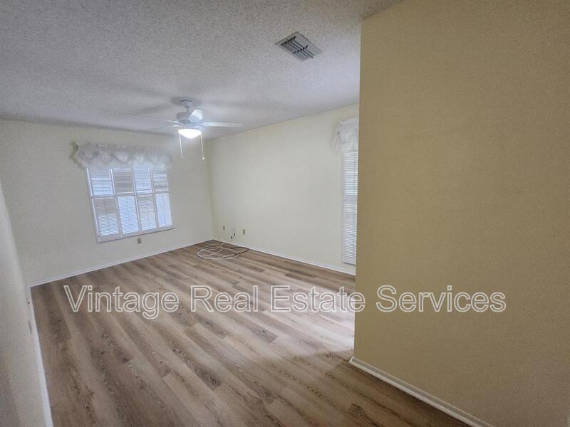 2842 Highlands Blvd #A property image