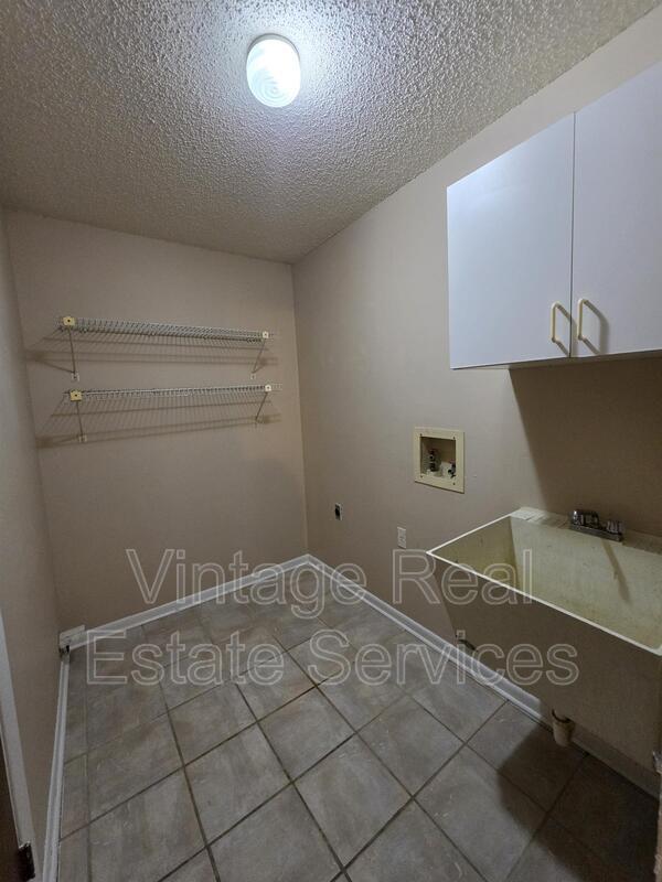 4604 Landscape Dr. property image