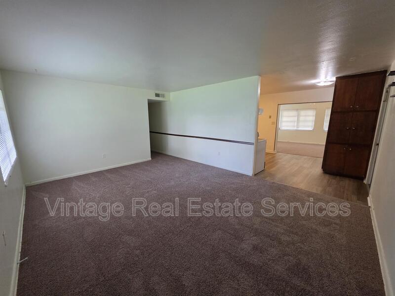 1103 N Crystal Terrace property image