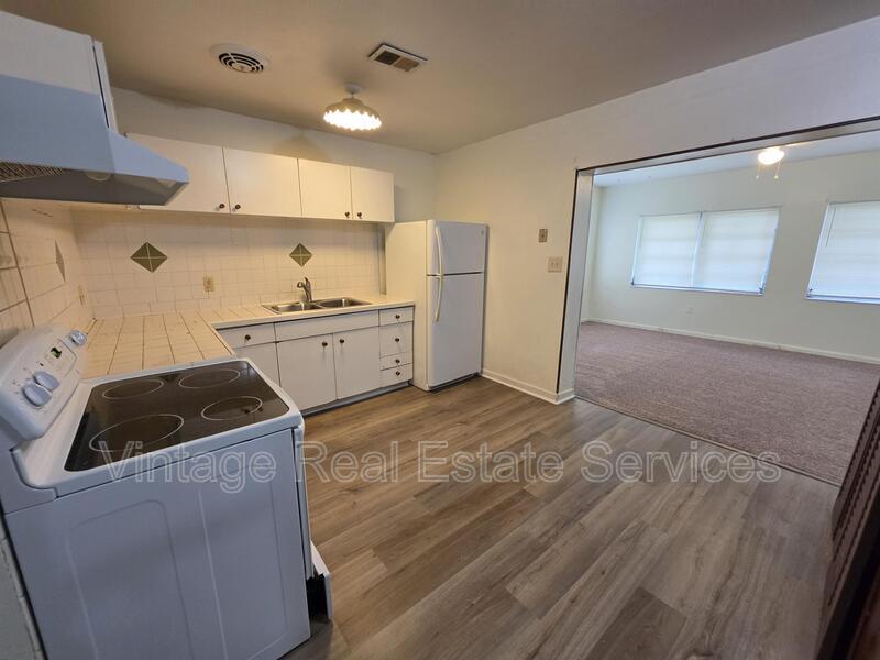 1103 N Crystal Terrace property image