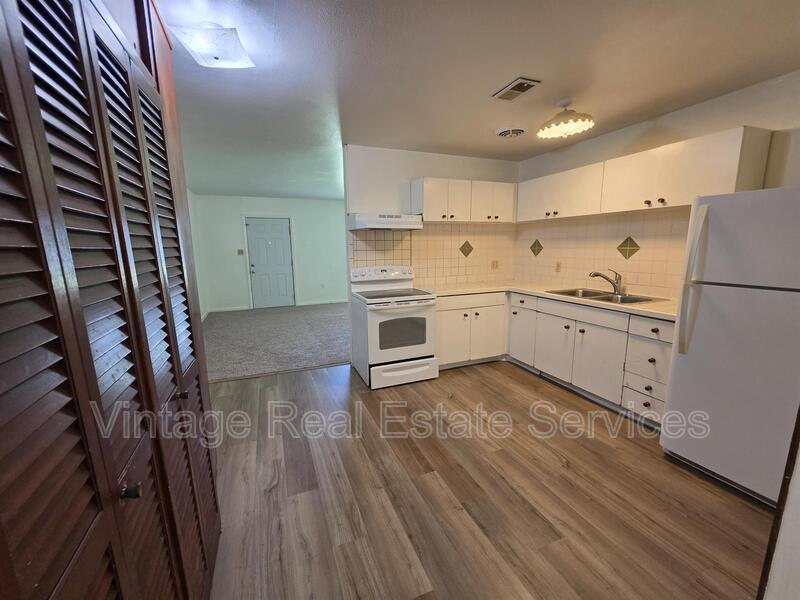 1103 N Crystal Terrace property image