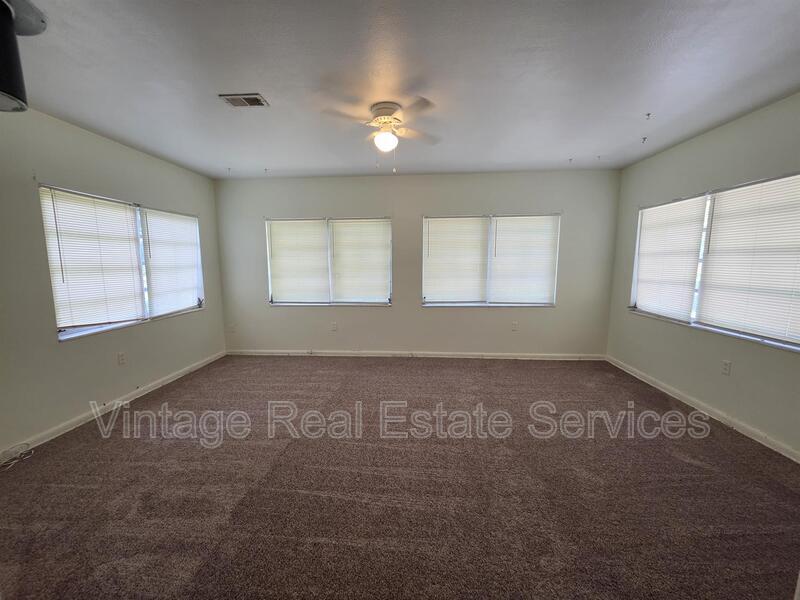 1103 N Crystal Terrace property image