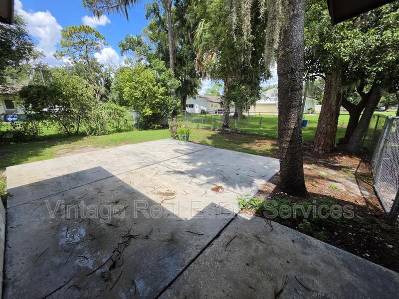 1103 N Crystal Terrace property image