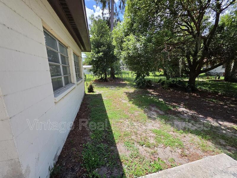 1103 N Crystal Terrace property image