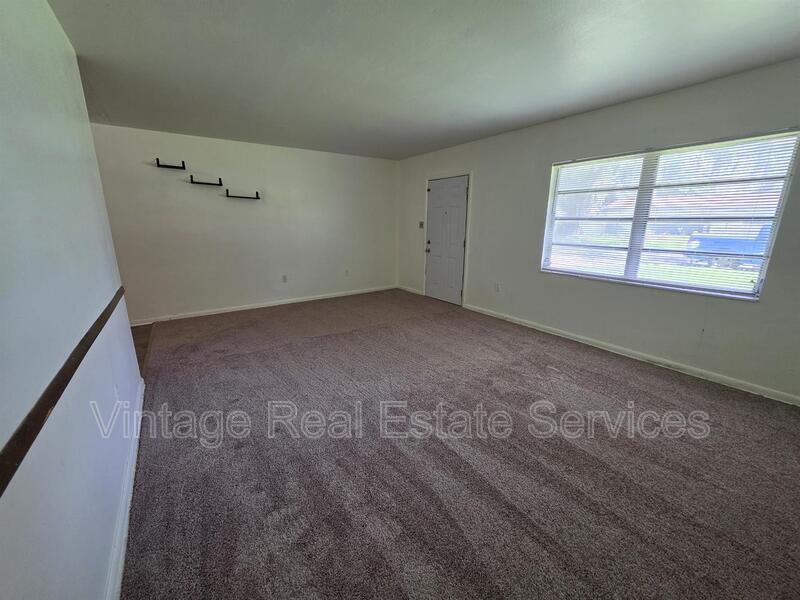 1103 N Crystal Terrace property image