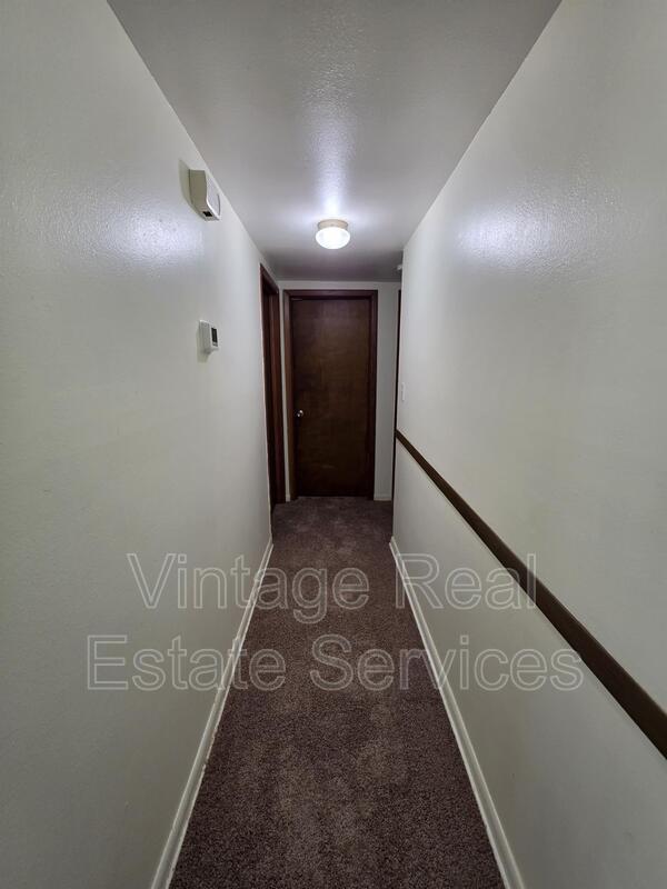 1103 N Crystal Terrace property image