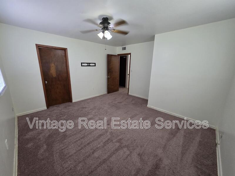 1103 N Crystal Terrace property image