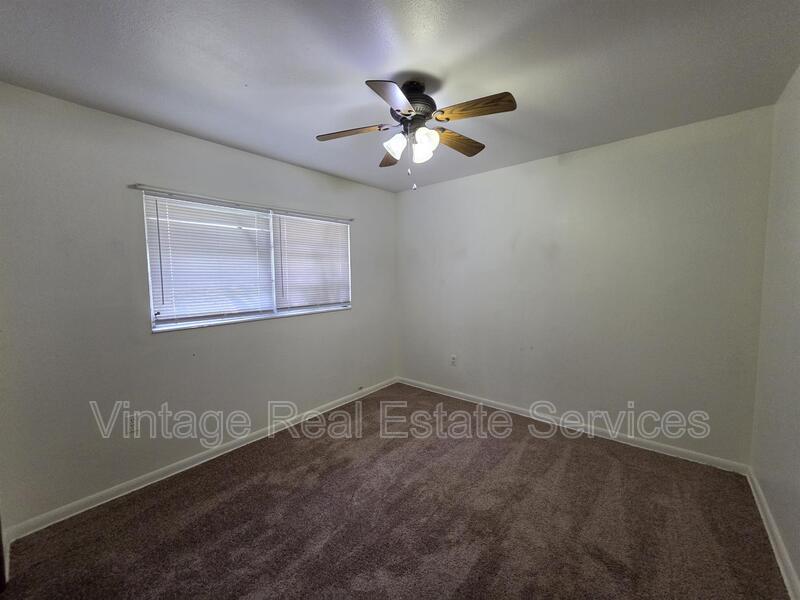 1103 N Crystal Terrace property image