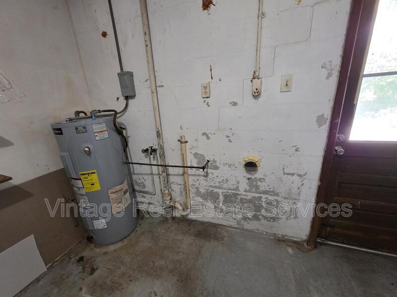 1103 N Crystal Terrace property image