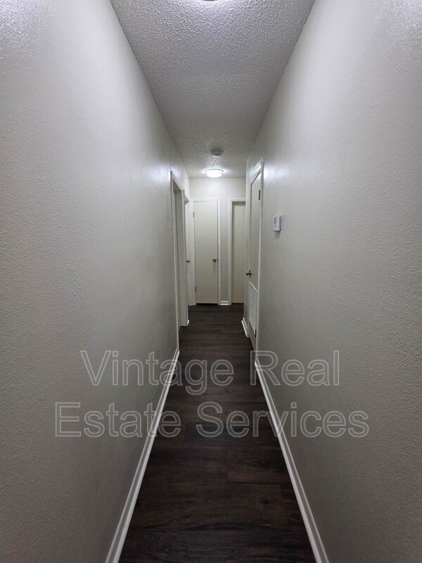 851 Creekway Ct property image