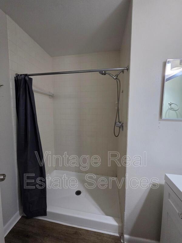 851 Creekway Ct property image