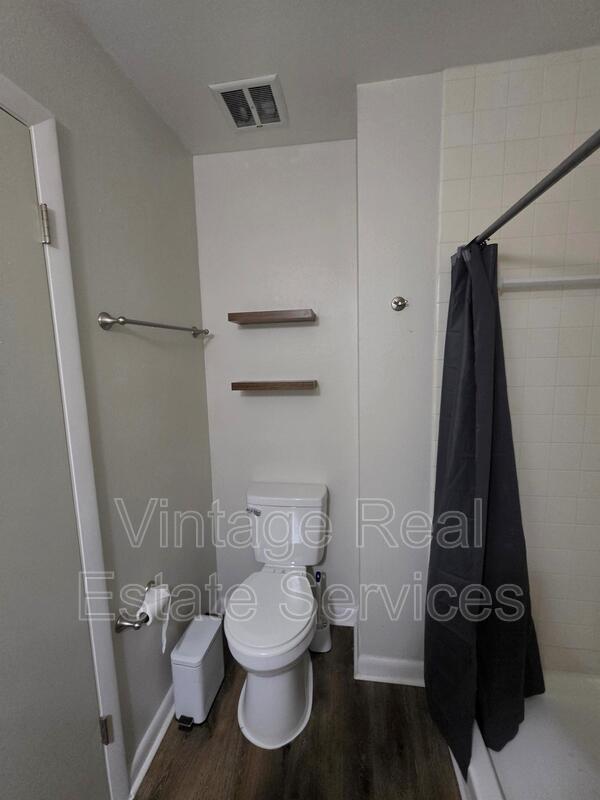 851 Creekway Ct property image