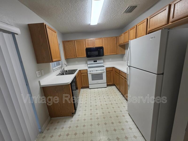 2260 Fluorshire Dr property image