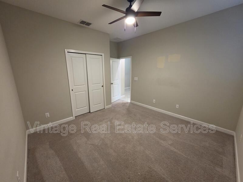 10049 Victory Gallop Loop property image