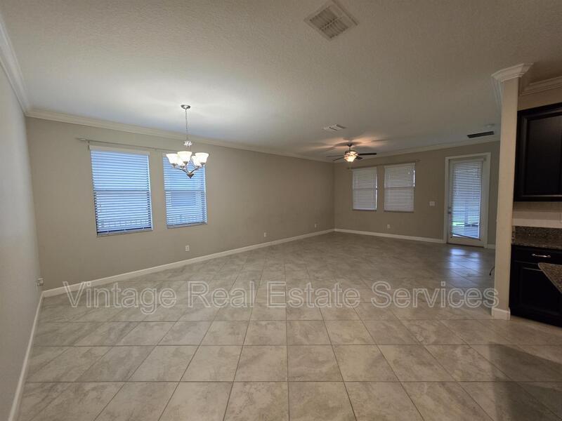 10049 Victory Gallop Loop property image