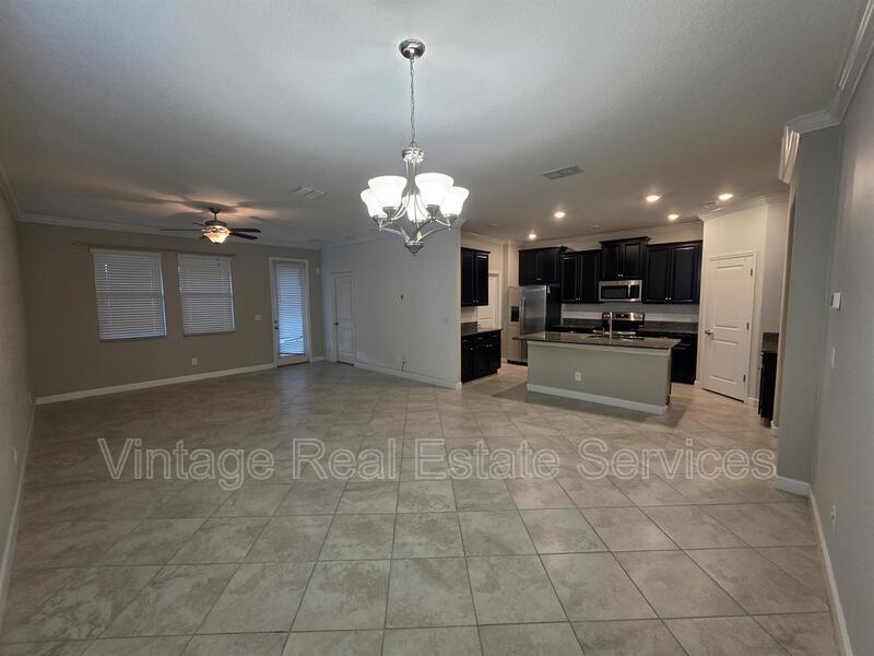 10049 Victory Gallop Loop property image