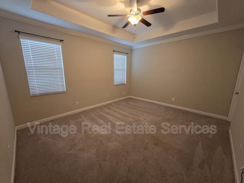 10049 Victory Gallop Loop property image