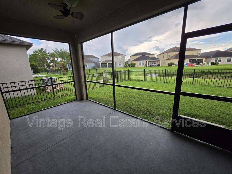 10049 Victory Gallop Loop property image
