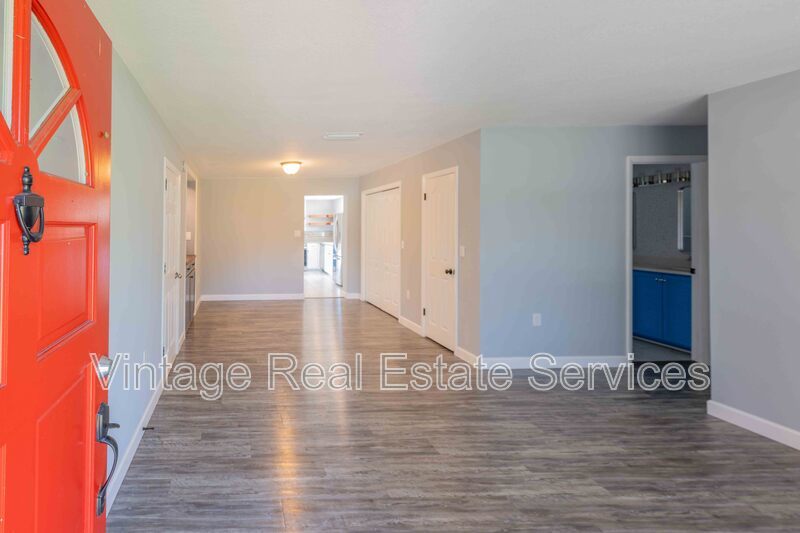 206 James St property image