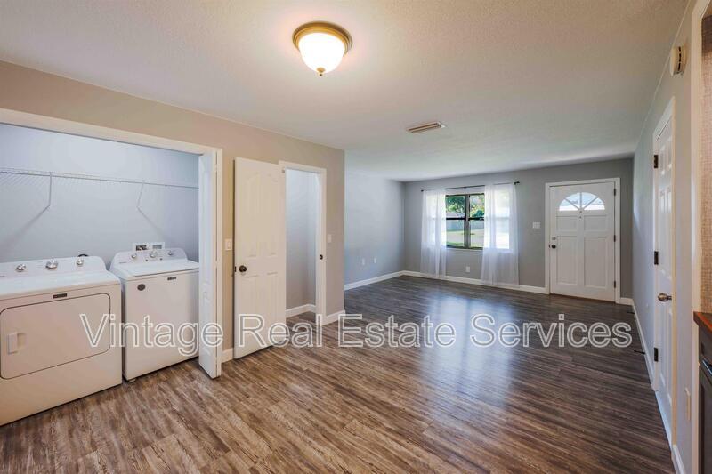 206 James St property image