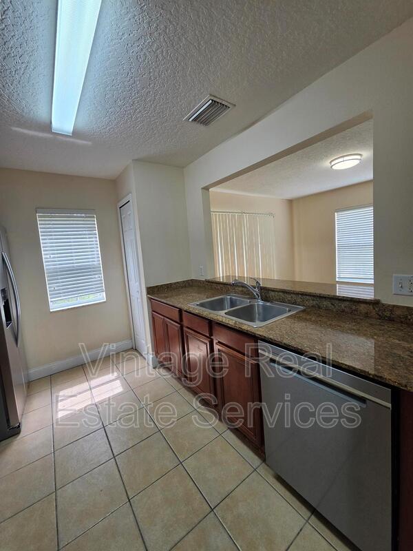 3429 Dragon View Ct property image