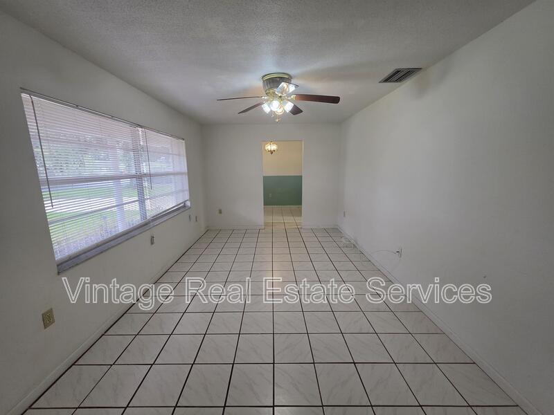 1028 Wildwood W property image