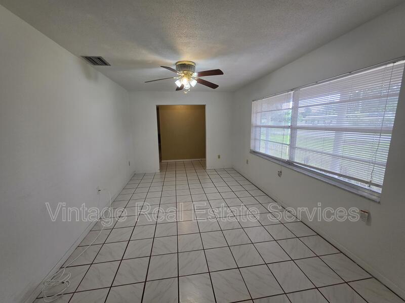 1028 Wildwood W property image